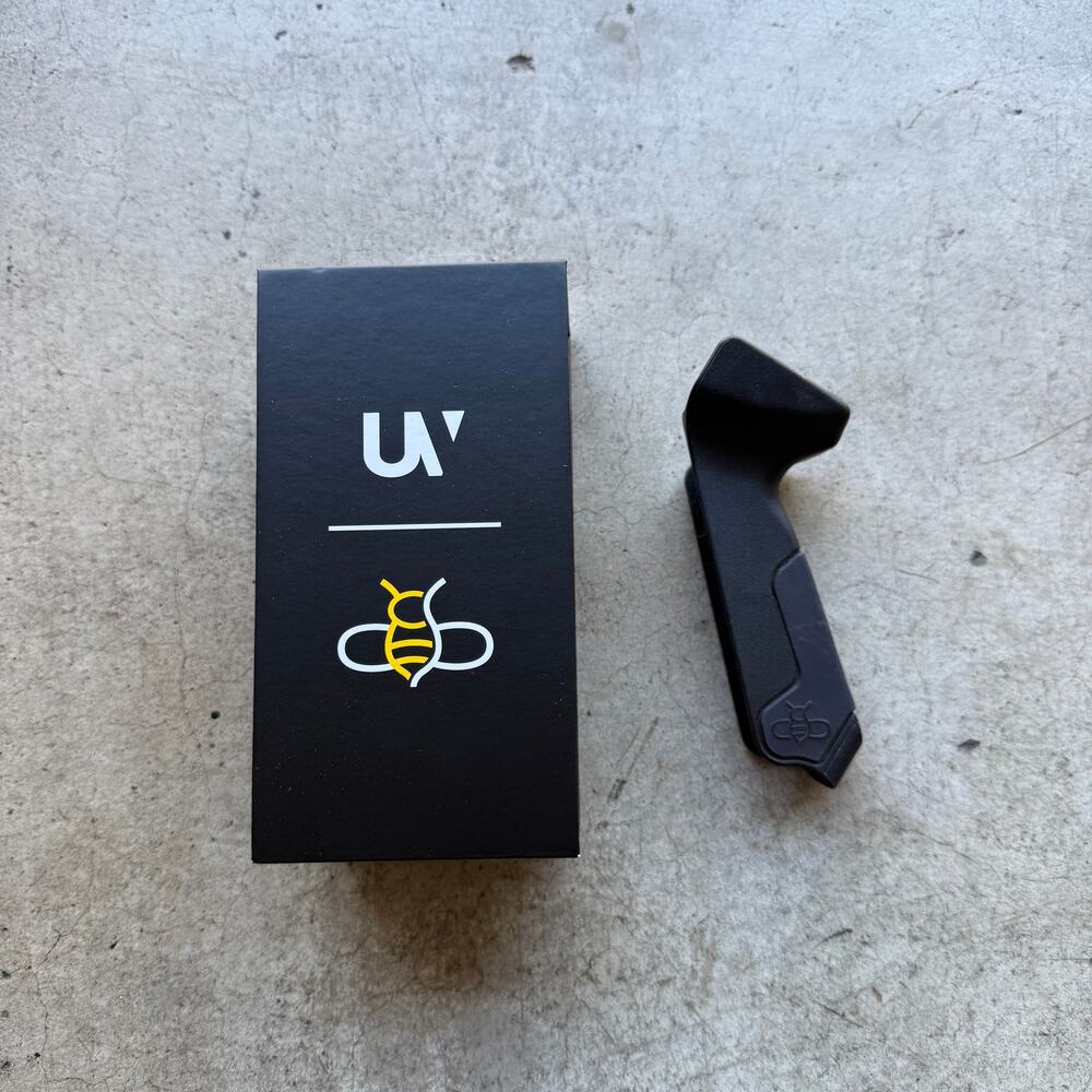 UV BeeReal 2.0 Mathews Grip Black RH EUC